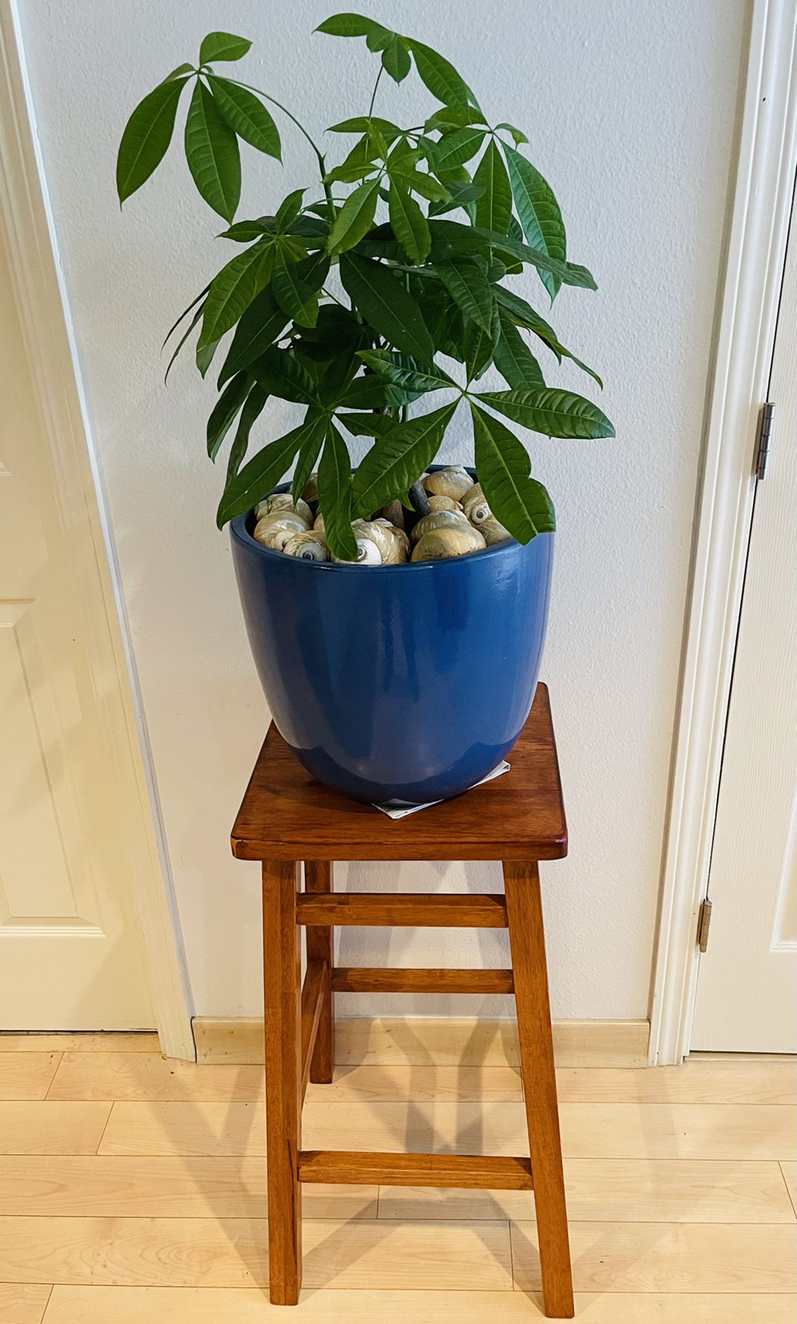 29” Wooden Stool Or Plant Stand