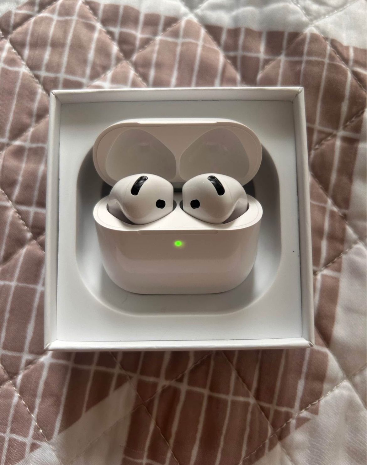 *BRAND NEW* AIRPODS 4 NEW GEN