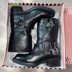 black chain boots 6.5 worn once