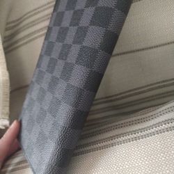 Louis Vuitton Zippy Wallet Vertical in Monogram Eclipse Canvas for Sale in  Boca Raton, FL - OfferUp