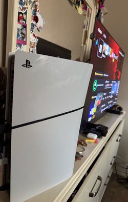 PS5 SLIM 1TB with controller $350 OR BEST OFFER$