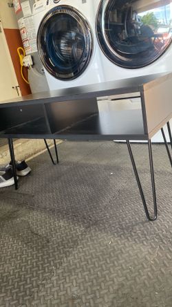 Tv stand / entertainment center