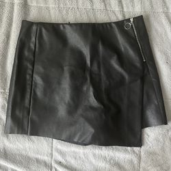 black leather skirt/skort