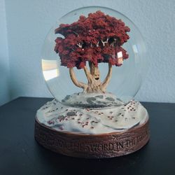 Game Of Thrones Weirwood Tree Snow Globe - Number 456 of 1200