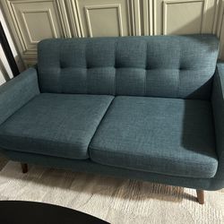 Love Seat Sofá 