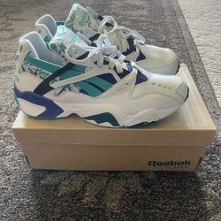 Reebok Graphlite Pro size 8.5