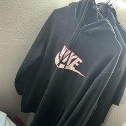 Men’s Clothing Tops