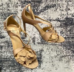 Authenticated Valentino Heels, Neutral/Pinkish , USW 9