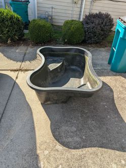 Preformed Rigid Plastic Garden Pond
