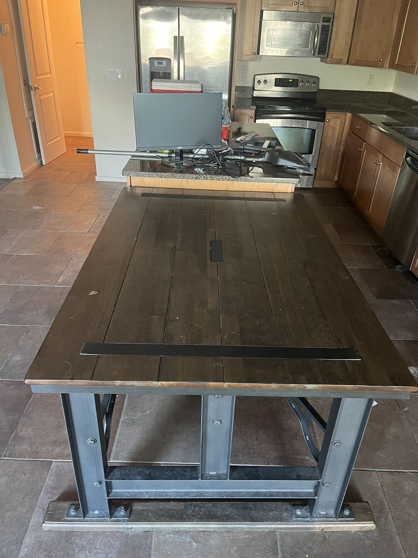Metal And Wooden Dinning Room Table