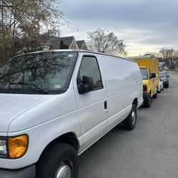 2003 Ford E-250