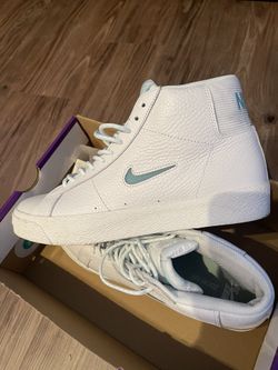 Men’s SB Blazer Size 10 New 