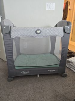 FREE Graco TravelLite Crib with Stages