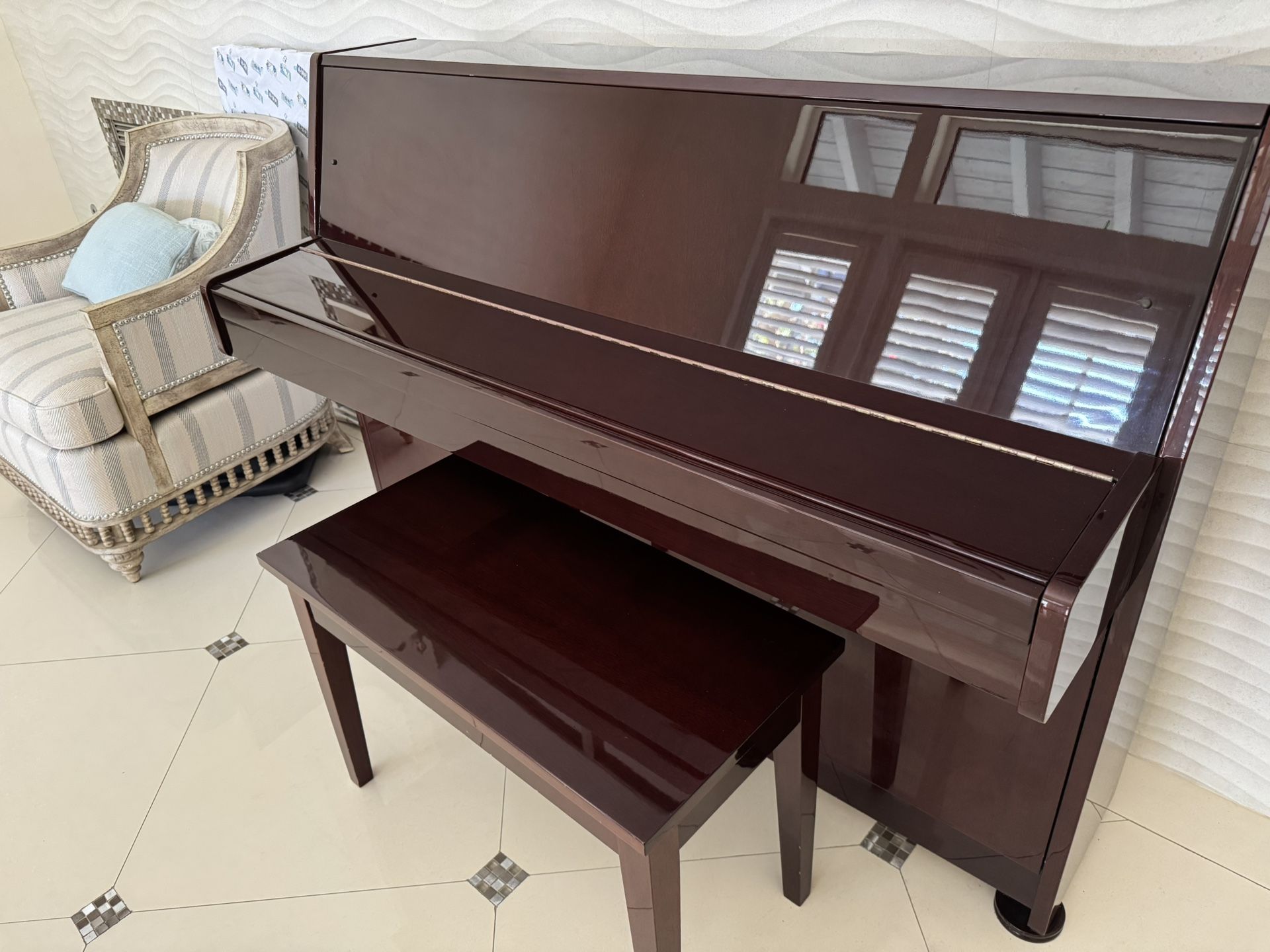 Kawai Piano - Upright Excellent Condition - $1200