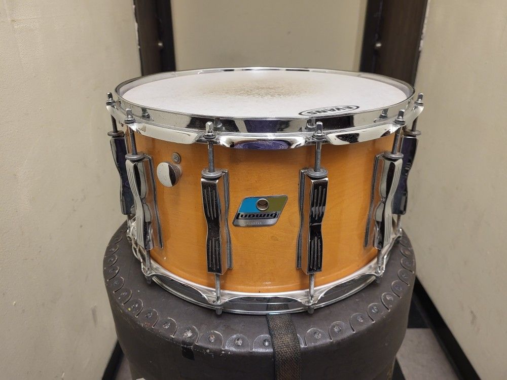 Ludwig 8 X 14 Coliseum Snare Drum  w/case