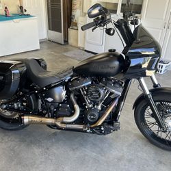 2020 Harley Street Bob 