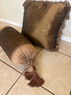 Bed pillows