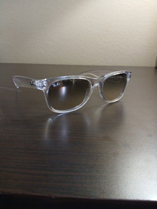 Ray Ban
