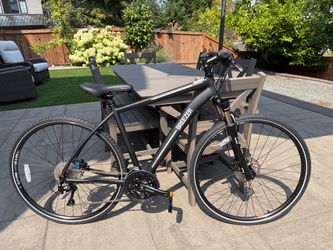 Breezer Hybrid Bike with Shimano Drivetrain