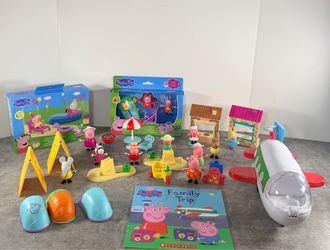 Peppa Pig Toy Bundle with Figures and Accessories