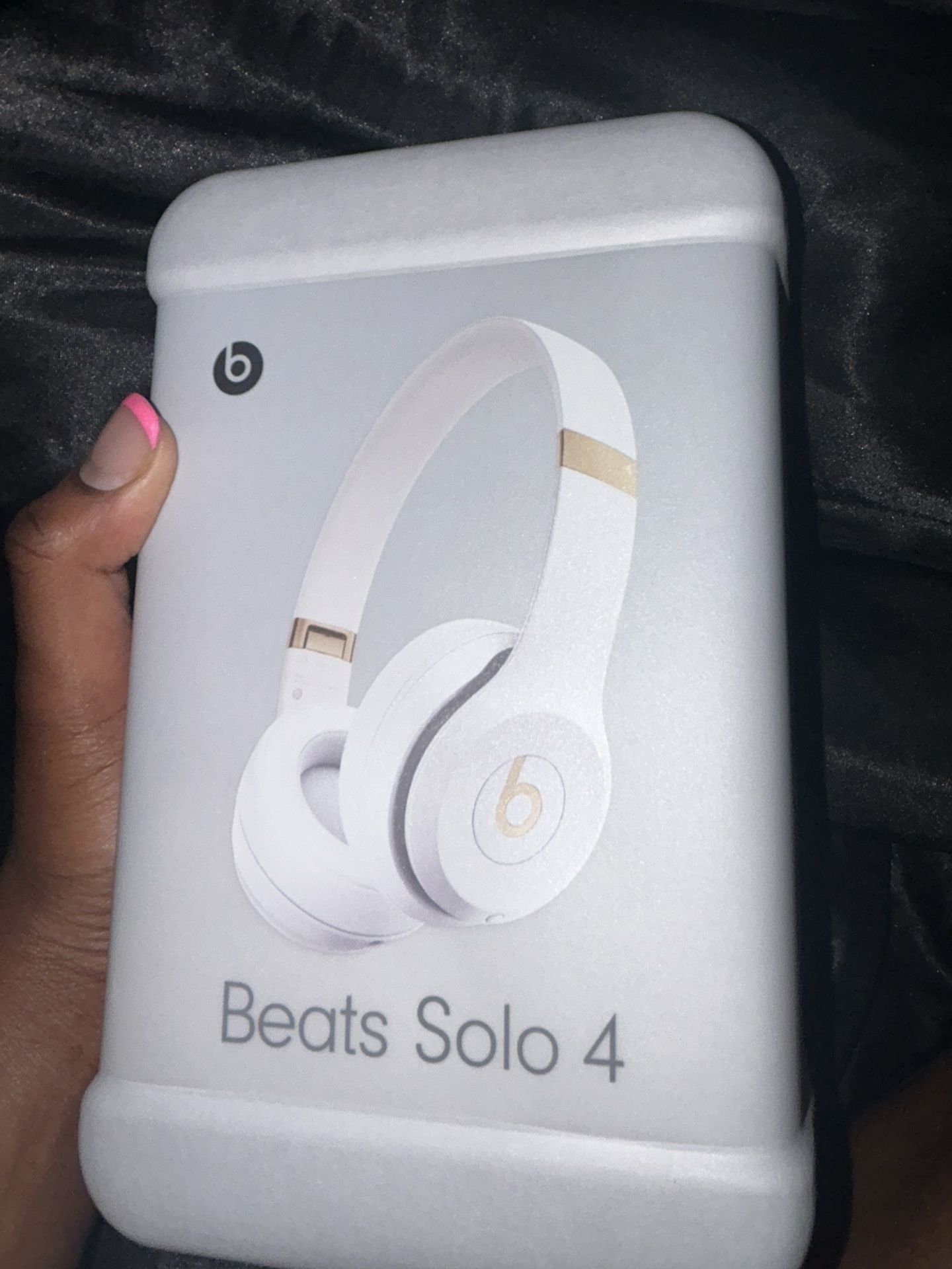 Beats Solo 4 Bluetooth Wireless On-Ear Headphones