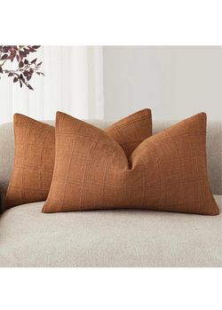 FOINDTOWER PILLOW COVER