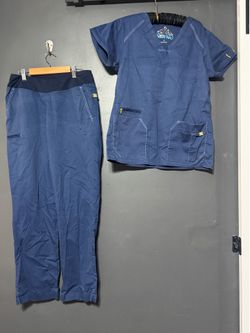Scrubs set