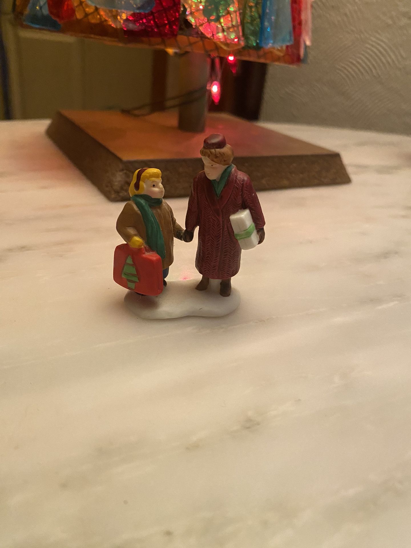 1987 Dept 56 Christmas in the City replacement figurine shopping