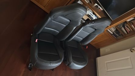 Corvette seats