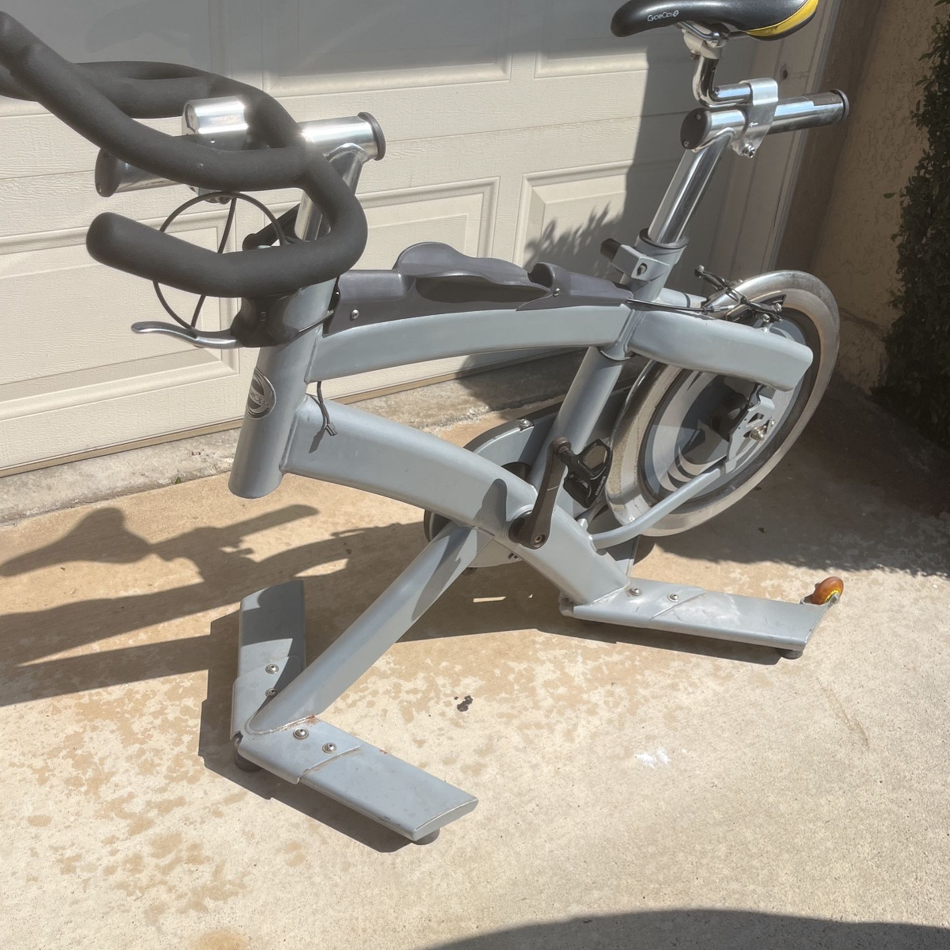 Cycle Ops Pro 300PT Indoor cycle Trainer