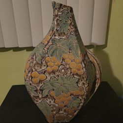 Beautiful Ceramic Vase 17.5in Tall x 11.0in Wide