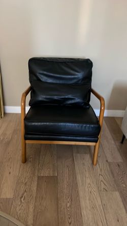 2 Black Lounge Chairs- $140 OBO