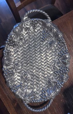 Lenox Grapevine Metal Serving Tray