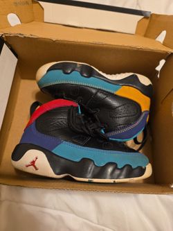 Baby shoes