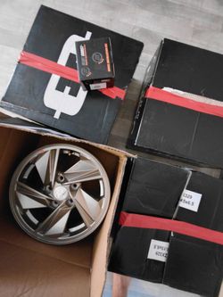Rims 15inch stock hyndai $75