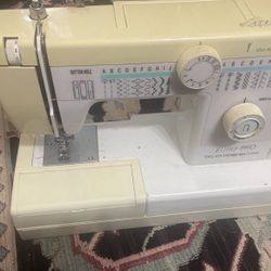 Sewing Machine 
