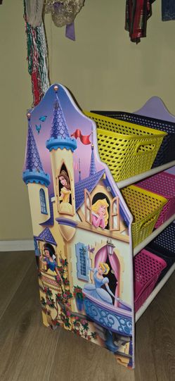 Princess toy storage