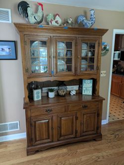 GORGEOUS Wood Dining Hutch w/light (55"x 19" x 78 1/2)