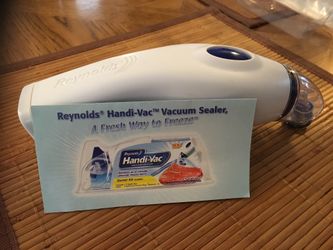 Reynolds Handi-Vac Vacuum Sealer