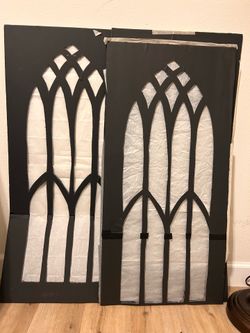 FREE Gothic window panels (DIY)