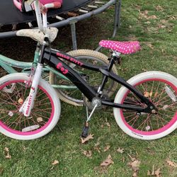 Hello Kitty Bike