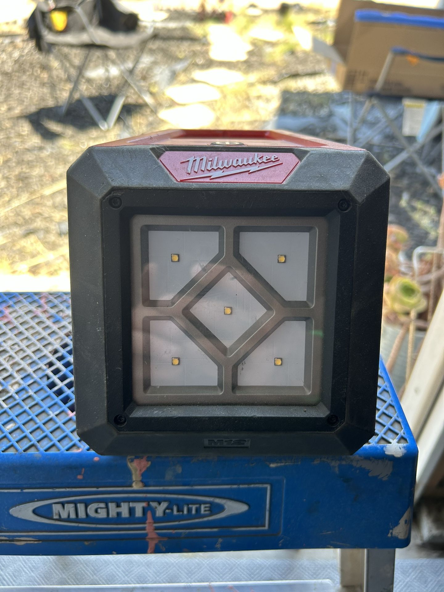 Milwaukee M12 Light With Battery