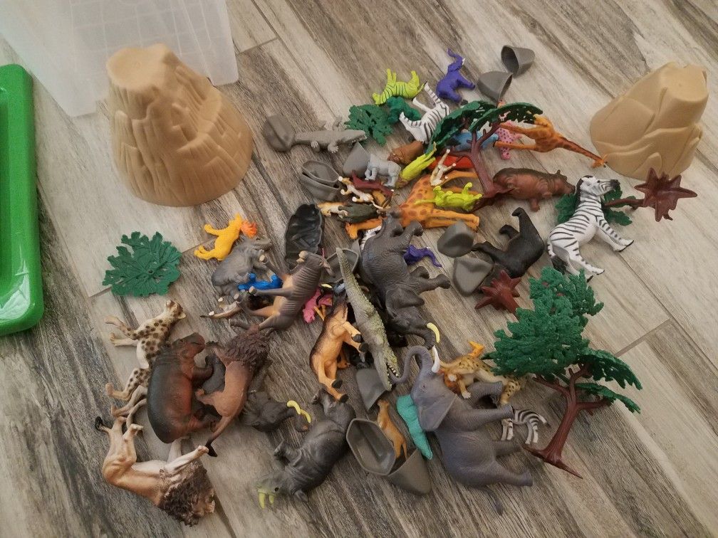 Animal Planet Big Tub of Safari Animals Playset for Sale in Glendale, AZ - OfferUp Animal Planet Big Tub of Safari Animals Playset for Sale in Glendale, AZ - OfferUp
