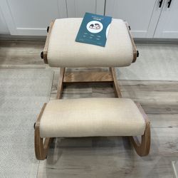 Ergonomic Kneeling Chair