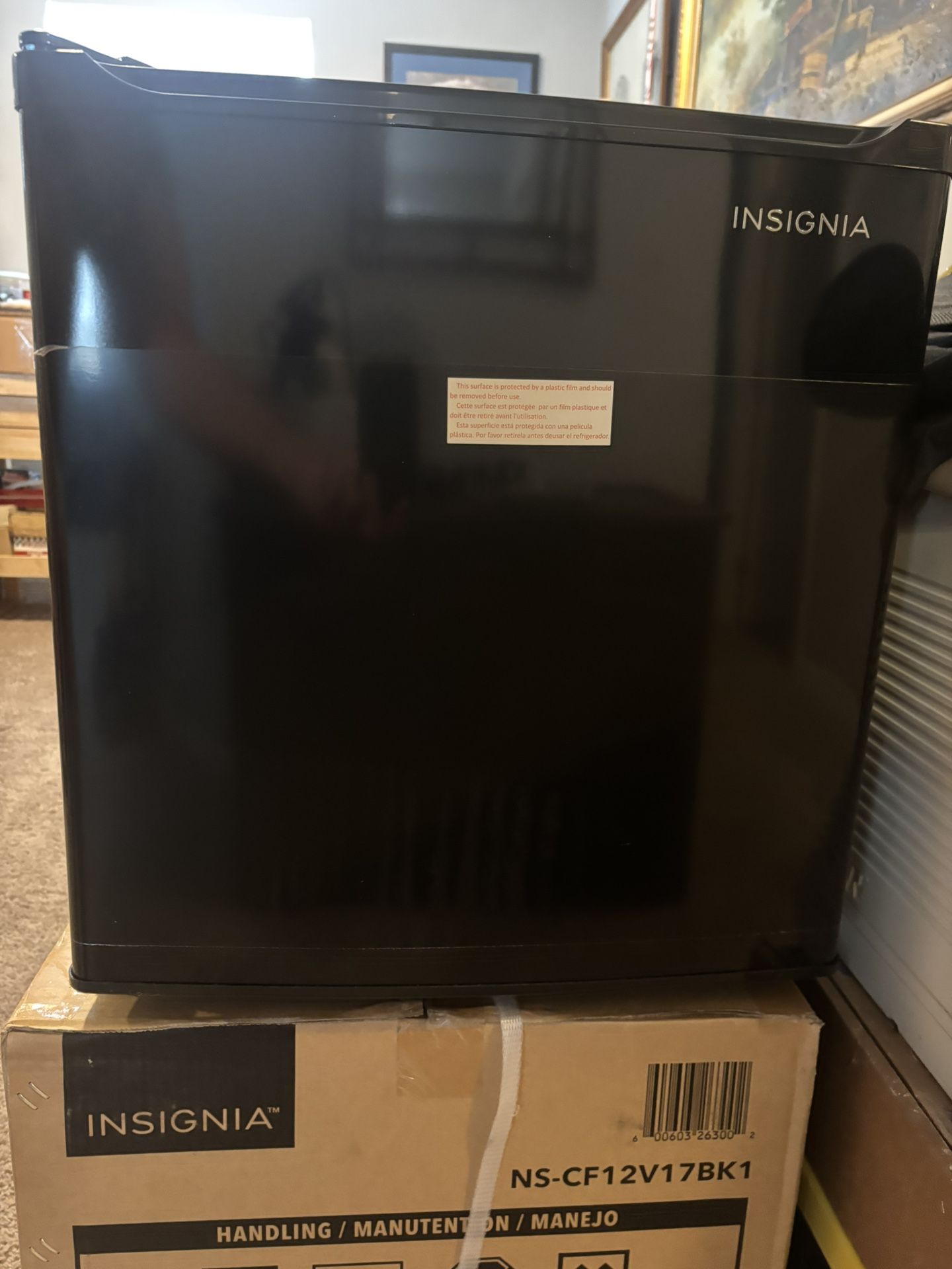 Insignia 12 Volt Refrigerator