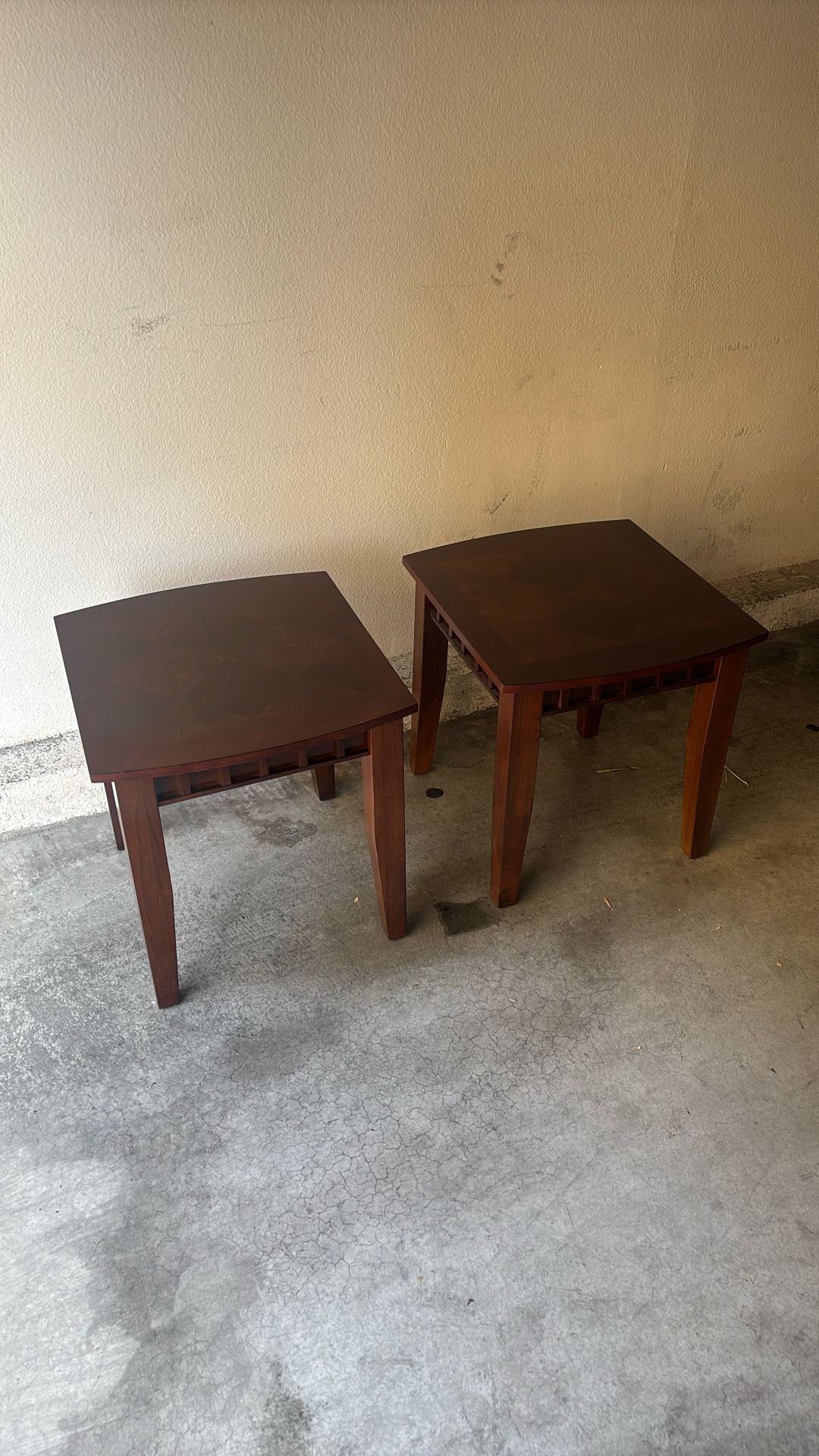 2 Wood End Tables