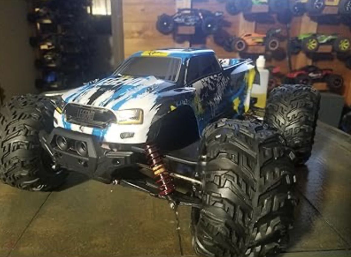 Brand new N Sealed Very Big LAEGENDARY 1:10 Scale 4x4 Off-Road RC Truck - Hobby Grade Brushed Motor Truck