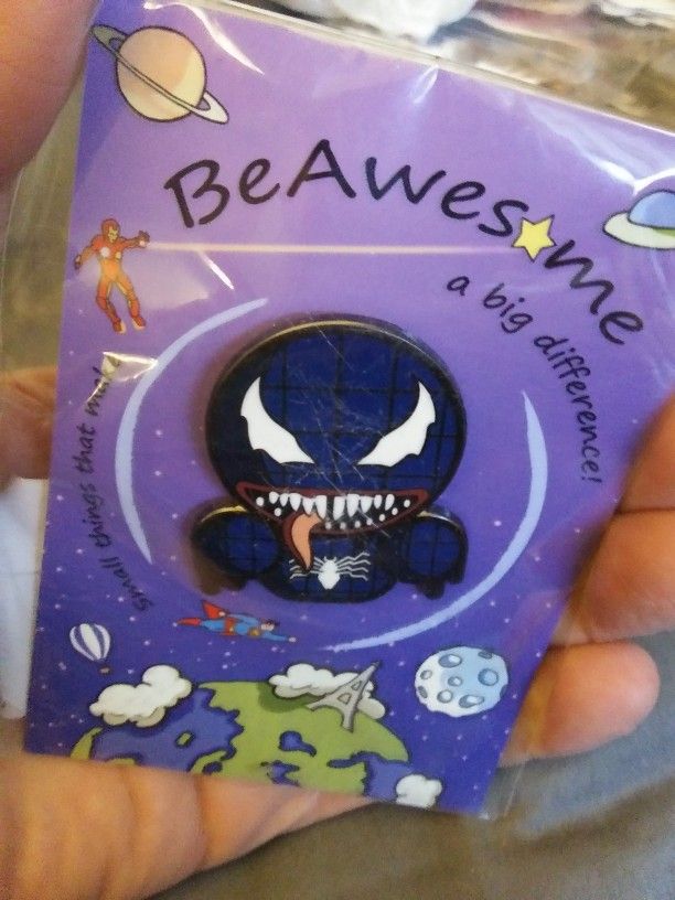 NEW VENOM ENAMEL PIN