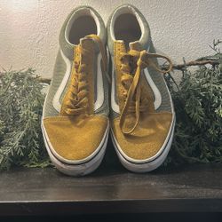 Women’s Vans 