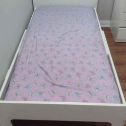 Twin Bed